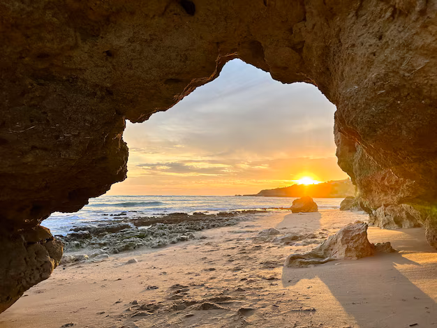 Praia da Oura sunset in Albufeira